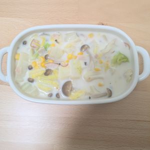 ゆいの作ってみた!投稿(【白菜とベーコンの豆乳スープ】白菜ぺろり♡まろやかなコク♪)