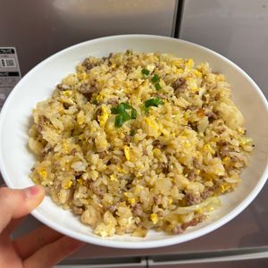 ケの作ってみた!投稿(衝撃の美味しさ!♡︎ひき肉和風レタス炒飯)