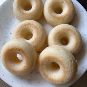 ゆるグル子の作ってみた!投稿(ベーグル風「もっちり米粉焼きドーナツ」朝食にピッタリ☆)