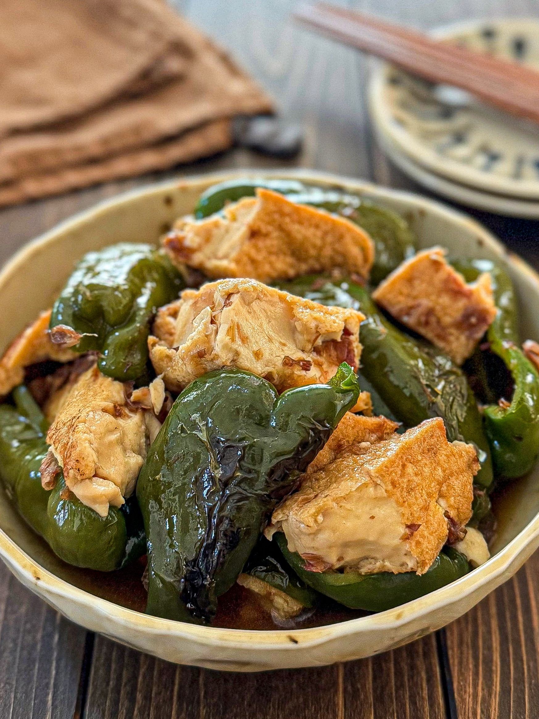 ピーマンと厚揚げがしみしみ～《おかか♡煮浸し》 | レシピサイトNadia