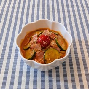 𝔂𝓾𝓶𝓲🍓の作ってみた!投稿(ナスとベーコンのトマトスープ麺)