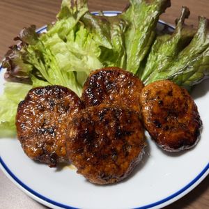 ほちょの作ってみた!投稿(我が家の【絶品甘辛つくね】1食83円!激安激旨!!)