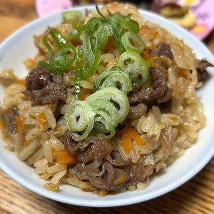 ゆくゆくの作ってみた!投稿(おかわりが止まらない♡『牛ごぼうごはん』)