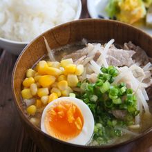 麺なしで満腹！味噌ラーメン風おかずスープ