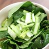 ご飯がすすむ！小松菜と厚揚げのオイスターソース炒めの工程1