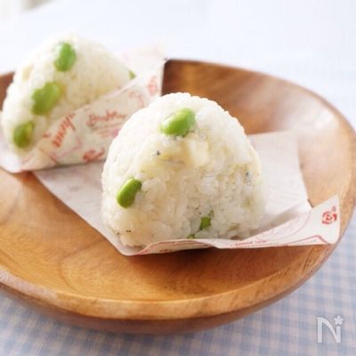 しらす枝豆チーズのオイルおにぎり