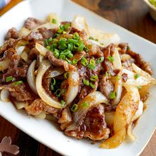 【新玉ねぎの牛すき照り炒め】ご飯が進む！新玉ねぎが美味しい♪