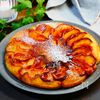 簡単おやつ♪タルトタタン風りんごの米粉パンケーキ🍎