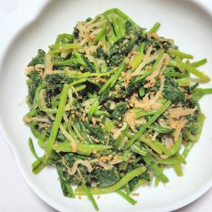 ふうかの作ってみた!投稿(ほうれん草のおいしい食べ方1位😋砂糖醬油のごま和え🥗✨)