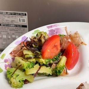 ケの作ってみた!投稿(【トマトとブロッコリーの塩こんおかか和え】もりもり食べれる♪)