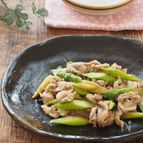 疲労回復！アスパラガスと豚肉のしょうが焼き
