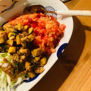 ぴーぴの作ってみた!投稿(疲労回復•美容効果◎ビーツの炊き込みご飯)