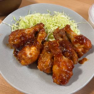 1080734の作ってみた!投稿(＼焼肉のタレで絶品／ワンパン10分【手羽元ヤンニョムチキン】)