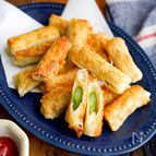 【餃子の皮で☆アスパラチーズ春巻き】皮パリッ♪おつまみおやつ