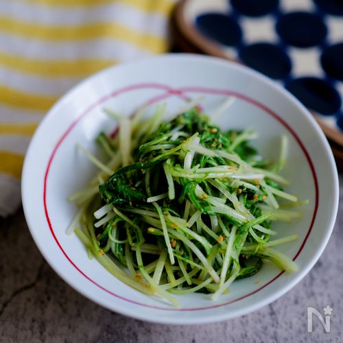ごま油の香ばしさで止まらん♡水菜のごま和え