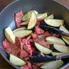 牛焼肉用肉で豪華に!牛肉となすと青梗菜のオイスター炒めの工程4