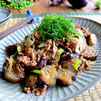 本当に美味しい【とろとろ茄子の肉味噌炒め】