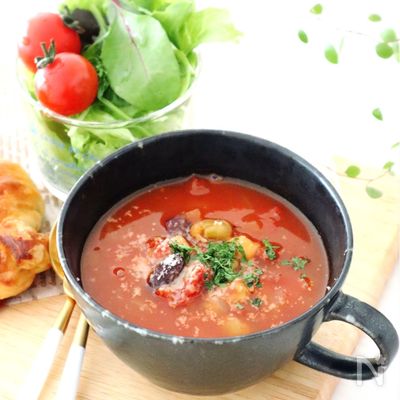 【5分で完成】煮込まず簡単♡たっぷりお豆のトマトスープ