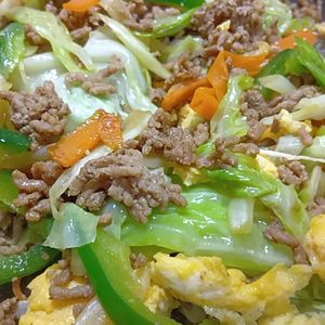 nibitashiの作ってみた!投稿(【豚ひき肉とキャベツの照りたま甘辛みそ炒め】)