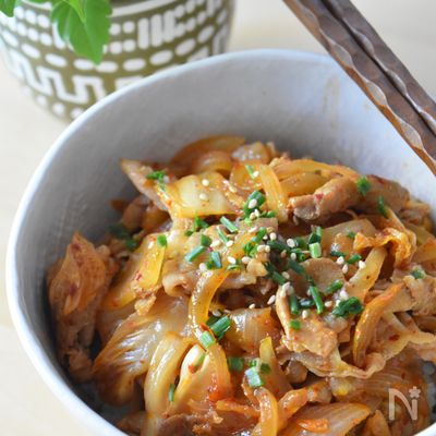 豚キムチ丼