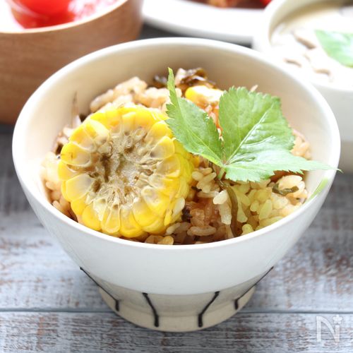 とうもろこしと塩昆布とじゃこの炊き込みご飯