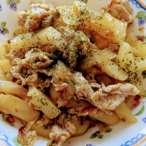 kotakaの作ってみた!投稿(簡単おかず♡『ポテトと豚こま肉のバター醤油炒め』)