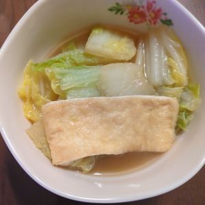 たりおの作ってみた!投稿(フライパンのまま食卓へ「薄揚げと白菜のくったり煮」)