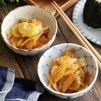 ピリ辛がクセになるセロリのラー油漬け