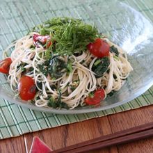 モロヘイヤとミニトマトのツナしそ素麺
