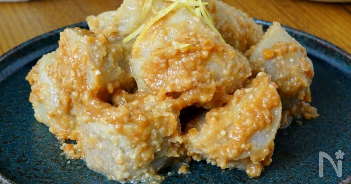 【里芋のメープルごま味噌和え】ほっこりな味わい♪