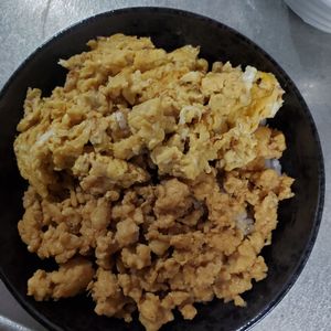 591472の作ってみた!投稿(5分で絶品!【王道の鶏そぼろ丼】簡単・混ぜるだけ♡)