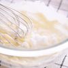 【ふんわり香ばしい】胡麻のカップケーキ｜ねりごまでコクUPの工程2