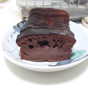 myoの作ってみた!投稿([材料4つ・オーブン不要] 完璧なガトーショコラ！)