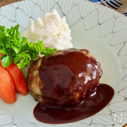 やわらか牛ハンバーグ【デミグラスソース】(介護食)