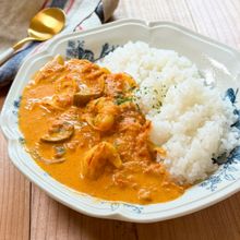 煮込み時間約10分！【えびのトマトクリームカレー】