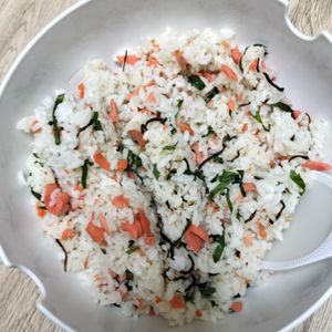 ちこの作ってみた!投稿(【鮭しそ昆布ごはん】炊いたご飯ですぐでき！栄養満点◎)