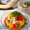 火を使わないでお手軽!夏野菜と鶏むね肉の焼きびたしの工程6