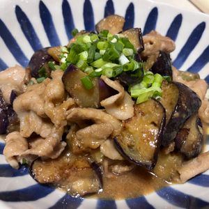 新米ちゃんの作ってみた!投稿(＼油は大さじ2 ／とろとろ♪豚バラなすの味噌炒め)