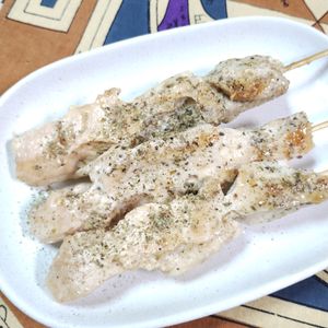 M*Pの作ってみた!投稿(レモンとオレガノが香る♪ギリシャ版焼き鳥、鶏肉のスブラギ)