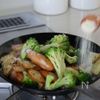 簡単で美味しい【新じゃがとブロッコリーのコンソメチーズ炒め】の工程11