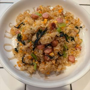 mi-koの作ってみた!投稿(やみつき♪小松菜とベーコンのコク旨チャーハン)