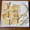 厚揚げと豚肉のすき焼き風炒めの工程1