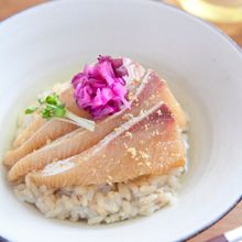 ぶりの漬けのだしかけごはん