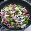 ピリッと美味しい「牛肉と蓮根の中華風甘辛炒め」の工程3