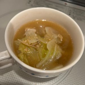 みらりの作ってみた!投稿(豚バラと白菜のお味噌汁)