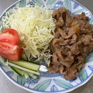 ひまわりの作ってみた!投稿(【絶品濃厚だれ豚肉の生姜焼き】旨みたっぷり♪ご飯が進む☆)