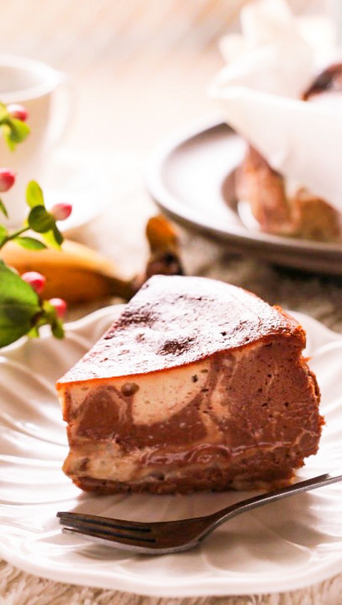 2つの味が一度に楽しめるっ チョコとバナナのマーブルバスチー レシピサイト Nadia ナディア プロの料理家のおいしいレシピ