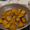 【簡単ハロウィン】甘辛カレー味♪かぼちゃのひき肉ライスの工程1