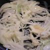 SABA(さば)缶でストロガノフの工程1