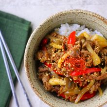 きのこと牛肉のプルコギ丼